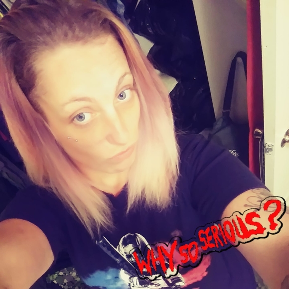 Meet your Posher, Heather - Picture 1 of 1